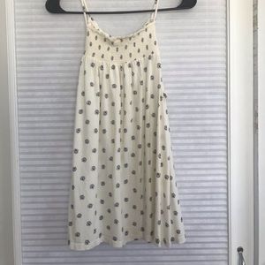 Black and White Flower Design Tank Top